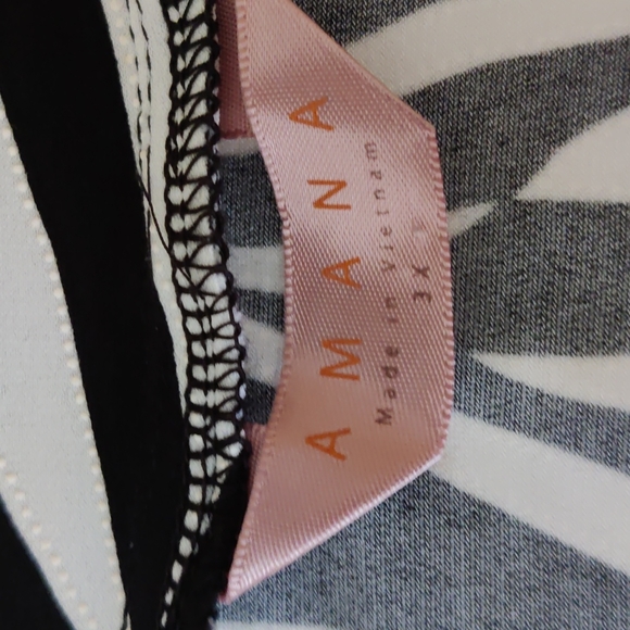 Top - Picture 3 of 3